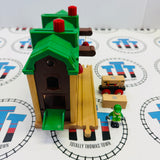 BRIO Cargo Warehouse #2 with 2 Cargo Pieces, Person and 1 Cargo Car 33572 Wooden - Used