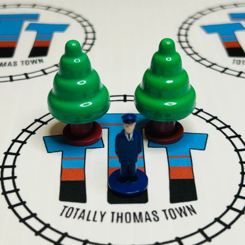 Conductor & 2 Trees Pack Capsule Plarail - Used