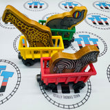 Trains de cirque (Learning Curve 1996) avec éléphant, lion, girafe et zèbre en bois - Occasion