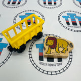 Train de cirque en bois avec lion - Occasion