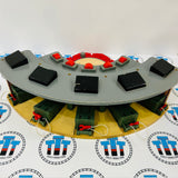 Deluxe Roundhouse #4 Discoloured Walls/Fair Condition with Turntable No Rails Wooden - Used