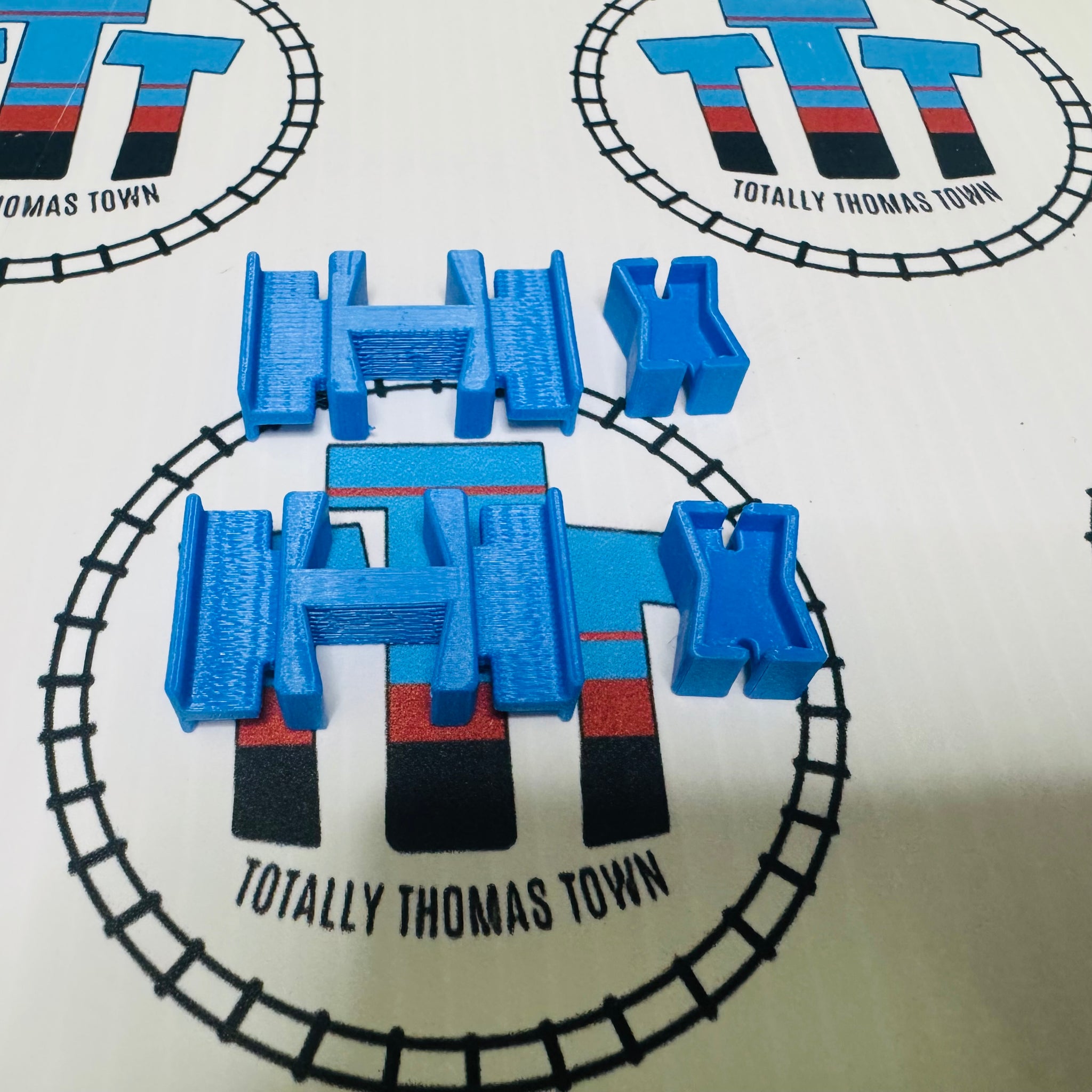 ✭*:゜☆tomomi Shop゜:*✭ Male/Female 4 Pieces New no Box 3D Printed - TOMY – Totally Thomas