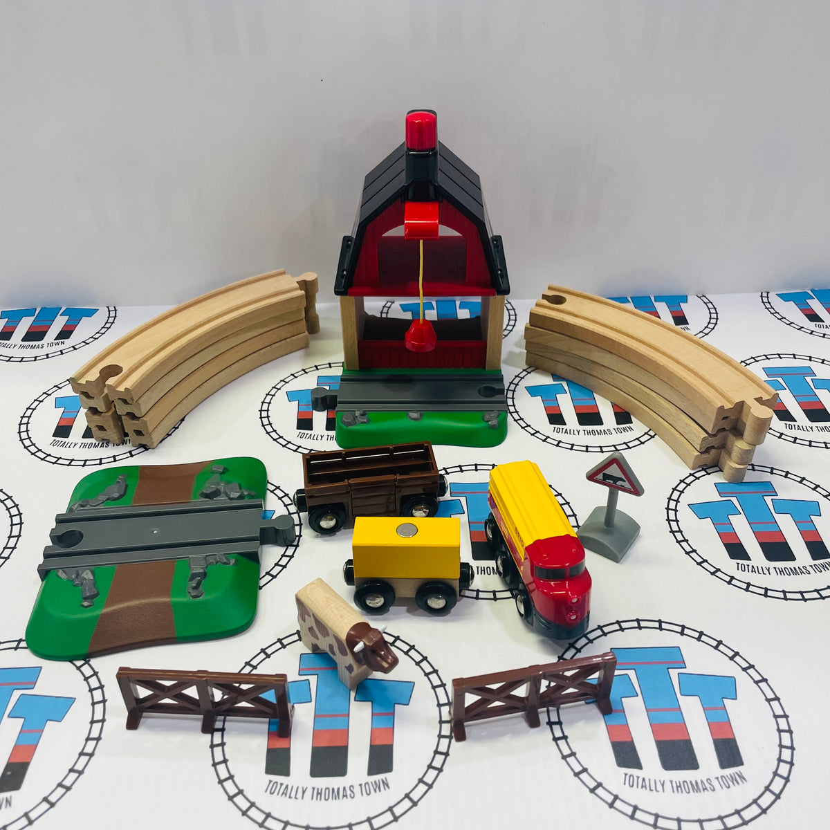 BRIO 33719 Farm Railway Set Wooden - Used – Totally Thomas Town