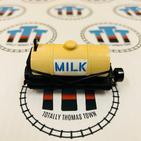 Milk Tanker (1997) Discoloured BANDAI - Used