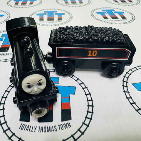 Douglas & Tender #11 (Learning Curve 2003) Very Good Condition Wooden - Used