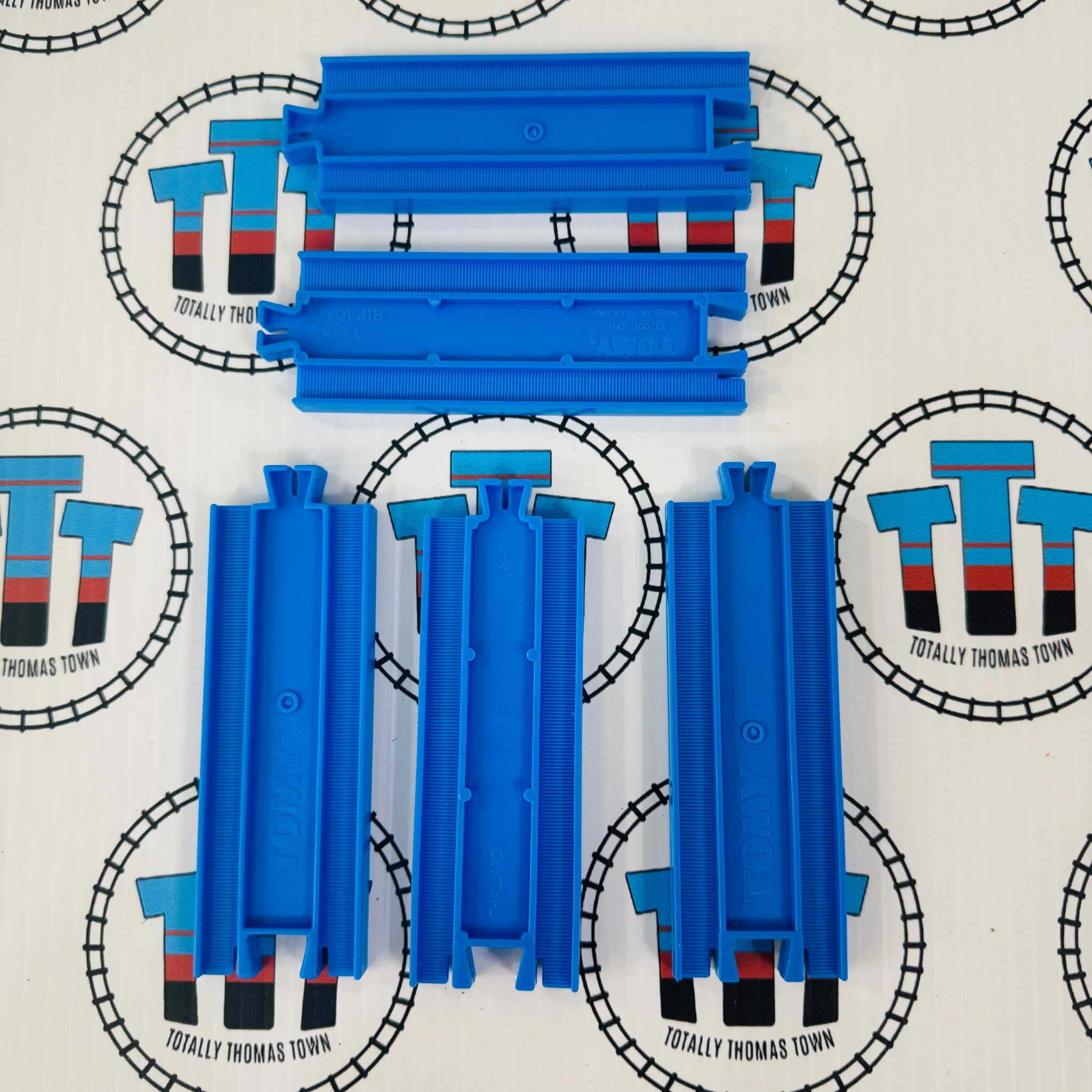 Short Straight Pack 5 Pieces - TOMY – Totally Thomas Town