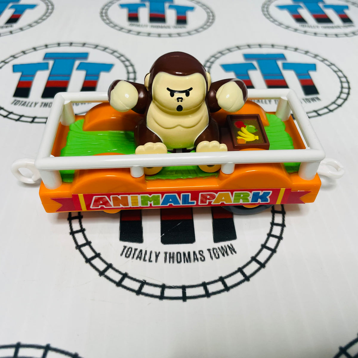 Animal Park Gorilla with Moving Arms (2000) New no Box TOMY Totally