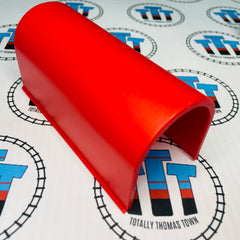 Petit tunnel en plastique rouge Autre marque - Occasion