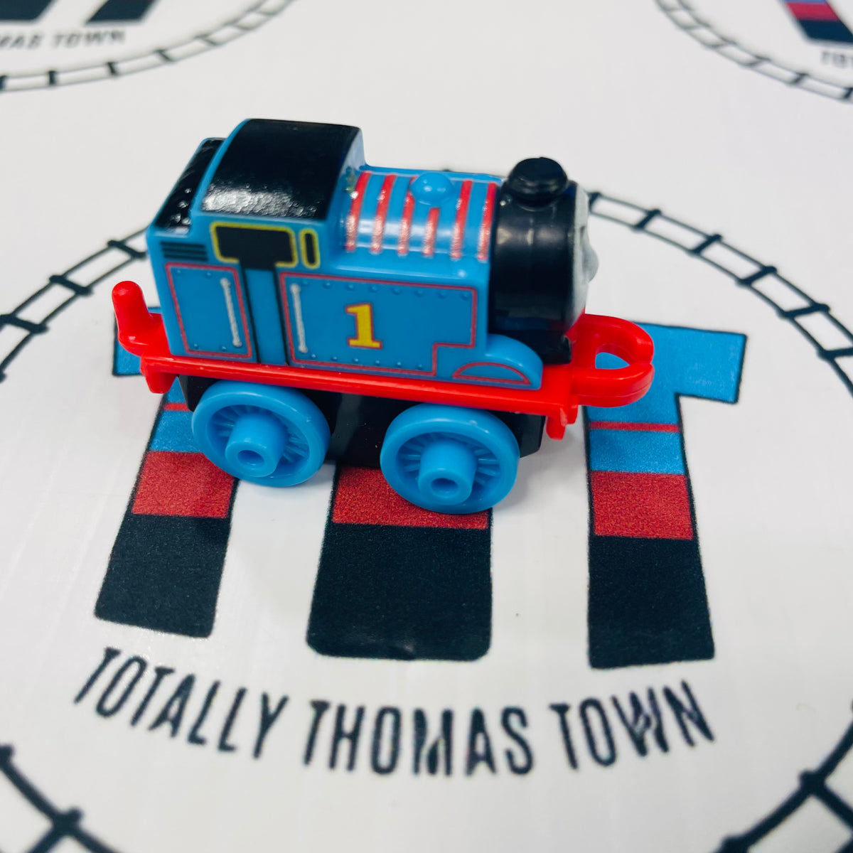 Newer Version Thomas with Rivets Used - Minis – Totally Thomas Town