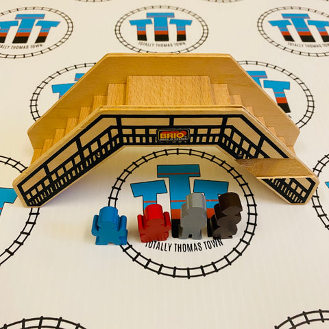 BRIO 33568 Vintage Footbridge & Family Chipped Piece Wooden - Used