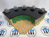 Roundhouse with Splitter (small chip in track) Wooden - Used
