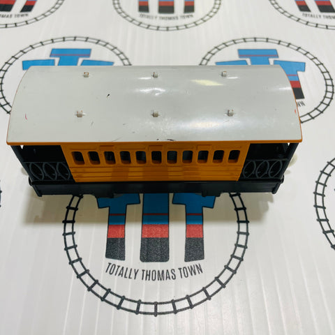 Henrietta (2002) Used - TOMY