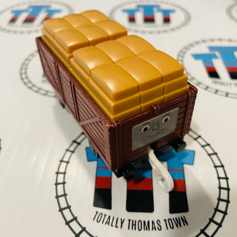 Troublesome Truck Brown/Red with Cargo (2002) Used - TOMY