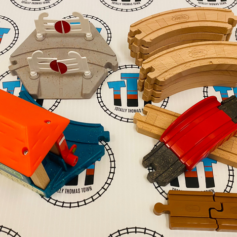 Racing Figure 8 Set New Wood Edition - Used